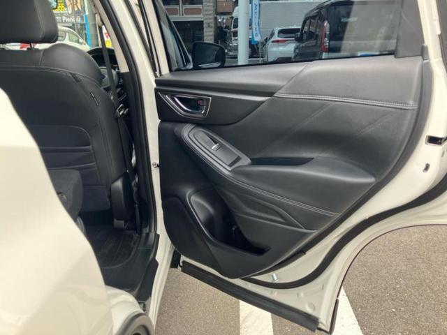 フォレスター 4WDアドバンス 新品タイヤ/保証書/純正 8インチ SDナビ/フリップダウンモニター 純正 10.1インチ/デジタルインナーミラー/アイサイト/シートヒーター 前席/車線逸脱防止支援システム/シート 合皮 電動シート(23枚目)