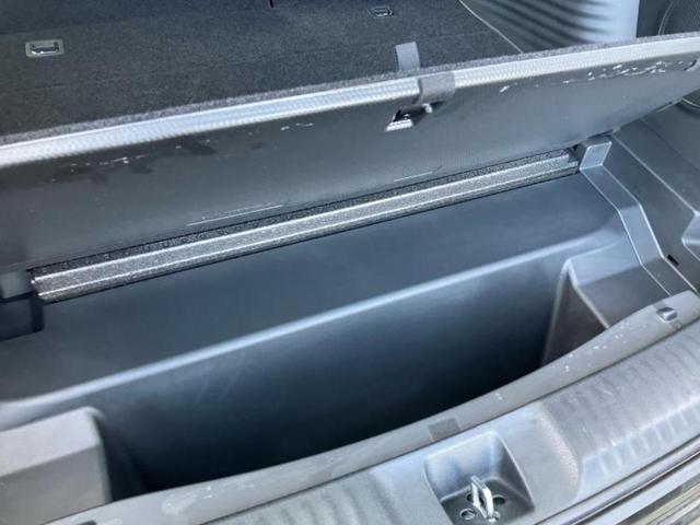 ZR-V eHEV Z BOSE/保証書/純正 SDナビ/ホンダセンシング/シートヒーター 前席/マルチビューカメラシステム/車線逸脱防止支援システム/シート 合皮/電動バックドア/ヘッドランプ LED/USBジャック(24枚目)