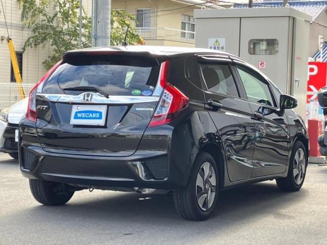 フィットハイブリッド ハイブリッド・Ｌパッケージ　保証書／純正　ＳＤナビ／シート　ハーフレザー／パーキングアシスト　バックガイド／ドライブレコーダー　前後／ヘッドランプ　ＬＥＤ／ＵＳＢジャック／Ｂｌｕｅｔｏｏｔｈ接続／ＥＴＣ　バックカメラ　ＤＶＤ再生（3枚目）