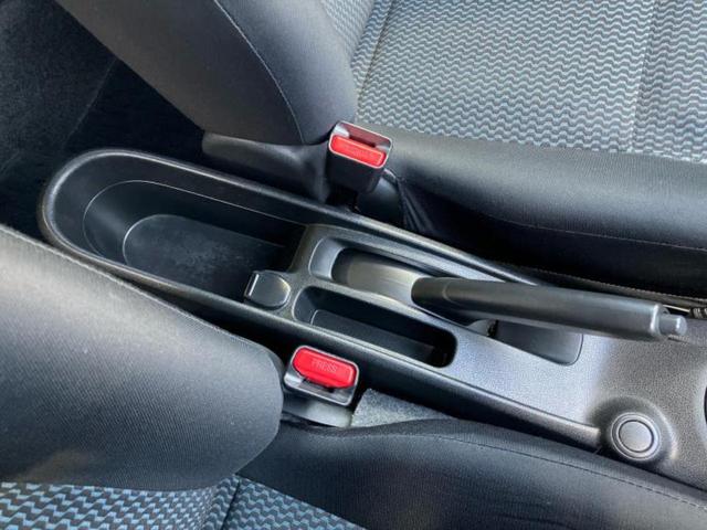 ノート Xエマブレパッケージ 純正 SDナビ/エマージェンシーブレーキ/車線逸脱防止支援システム/Bluetooth接続/EBD付ABS/横滑り防止装置/アイドリングストップ/地上波デジタルチューナー/禁煙車/エアバッグ 運転席(28枚目)