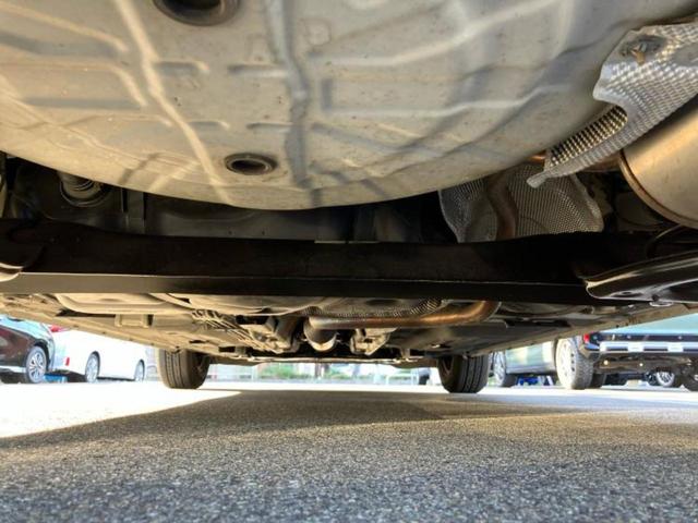 ノート Ｘエマブレパッケージ　純正　ＳＤナビ／エマージェンシーブレーキ／車線逸脱防止支援システム／Ｂｌｕｅｔｏｏｔｈ接続／ＥＢＤ付ＡＢＳ／横滑り防止装置／アイドリングストップ／地上波デジタルチューナー／禁煙車／エアバッグ　運転席（36枚目）