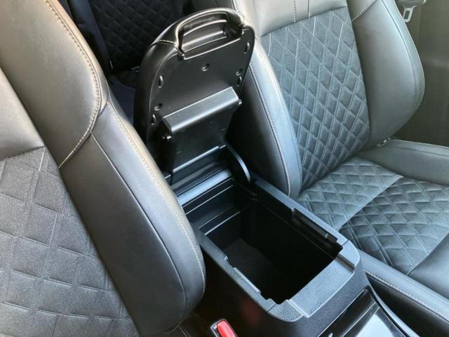 ハリアー プレミアム　保証書／純正　９インチ　ＳＤナビ／トヨタセーフティセンス／車線逸脱防止支援システム／シート　ハーフレザー／電動バックドア／ドライブレコーダー　社外／ヘッドランプ　ＬＥＤ／Ｂｌｕｅｔｏｏｔｈ接続　ＥＴＣ（33枚目）