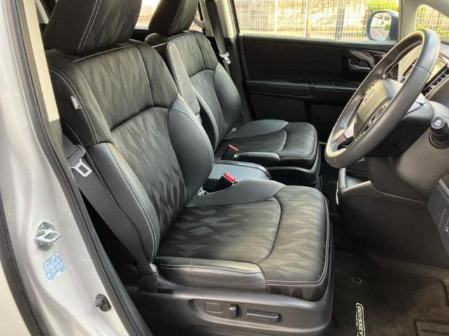 オデッセイハイブリッド ハイブリッドアブソルート・ＥＸホンダセンシング　保証書／純正　９インチ　ＳＤナビ／ホンダセンシング／両側電動スライドドア／シートヒーター　前席／マルチビューカメラシステム／車線逸脱防止支援システム／シート　ハーフレザー　衝突被害軽減システム　記録簿（4枚目）