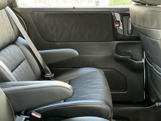 オデッセイハイブリッド ハイブリッドアブソルート・ＥＸホンダセンシング　保証書／純正　９インチ　ＳＤナビ／ホンダセンシング／両側電動スライドドア／シートヒーター　前席／マルチビューカメラシステム／車線逸脱防止支援システム／シート　ハーフレザー　衝突被害軽減システム　記録簿（24枚目）