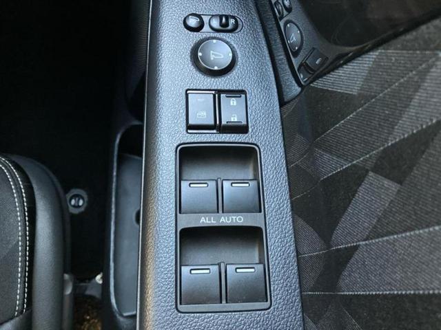 オデッセイハイブリッド ハイブリッドアブソルート・ＥＸホンダセンシング　保証書／純正　９インチ　ＳＤナビ／ホンダセンシング／両側電動スライドドア／シートヒーター　前席／マルチビューカメラシステム／車線逸脱防止支援システム／シート　ハーフレザー　衝突被害軽減システム　記録簿（32枚目）