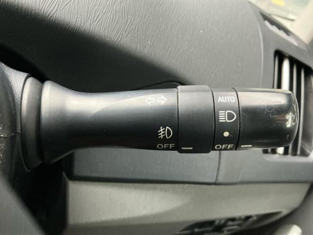 プリウス S 保証書/社外 SDナビ/ETC/EBD付ABS/横滑り防止装置/アイドリングストップ/ワンセグTV/DVD/エアバッグ 運転席/エアバッグ 助手席/エアバッグ サイド ワンオーナー DVD再生(15枚目)