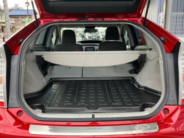 プリウス S 保証書/社外 SDナビ/ETC/EBD付ABS/横滑り防止装置/アイドリングストップ/ワンセグTV/DVD/エアバッグ 運転席/エアバッグ 助手席/エアバッグ サイド ワンオーナー DVD再生(19枚目)