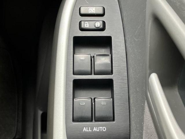 プリウス S 保証書/社外 SDナビ/ETC/EBD付ABS/横滑り防止装置/アイドリングストップ/ワンセグTV/DVD/エアバッグ 運転席/エアバッグ 助手席/エアバッグ サイド ワンオーナー DVD再生(27枚目)