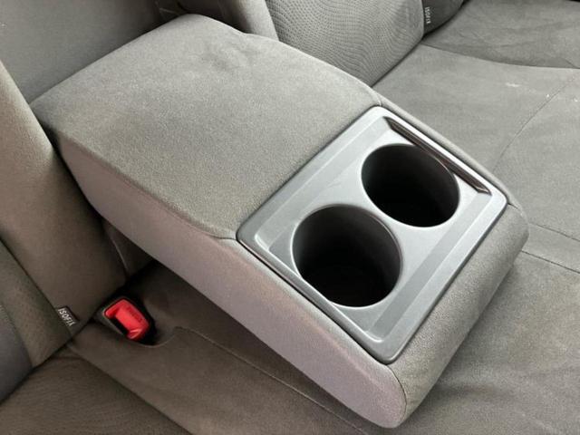 プリウス S 保証書/社外 SDナビ/ETC/EBD付ABS/横滑り防止装置/アイドリングストップ/ワンセグTV/DVD/エアバッグ 運転席/エアバッグ 助手席/エアバッグ サイド ワンオーナー DVD再生(31枚目)