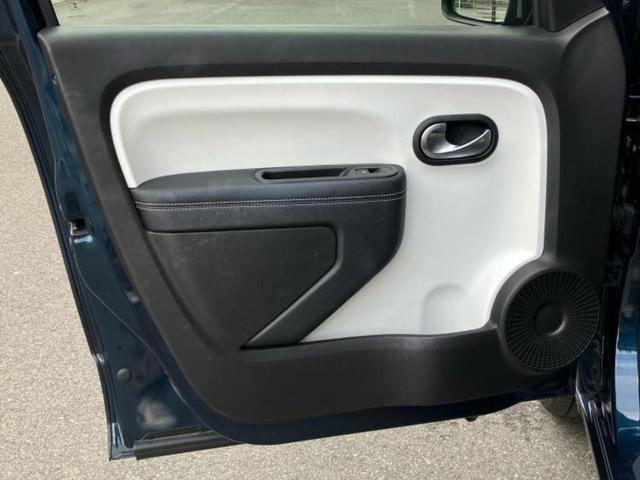 トゥインゴ インテンス　保証書／ディスプレイオーディオ／ヘッドランプ　ＬＥＤ／ＥＴＣ／ＥＢＤ付ＡＢＳ／横滑り防止装置／アイドリングストップ／エアバッグ　運転席／エアバッグ　助手席／エアバッグ　サイド／ＭＴモード付き　記録簿（19枚目）