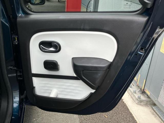 トゥインゴ インテンス　保証書／ディスプレイオーディオ／ヘッドランプ　ＬＥＤ／ＥＴＣ／ＥＢＤ付ＡＢＳ／横滑り防止装置／アイドリングストップ／エアバッグ　運転席／エアバッグ　助手席／エアバッグ　サイド／ＭＴモード付き　記録簿（22枚目）