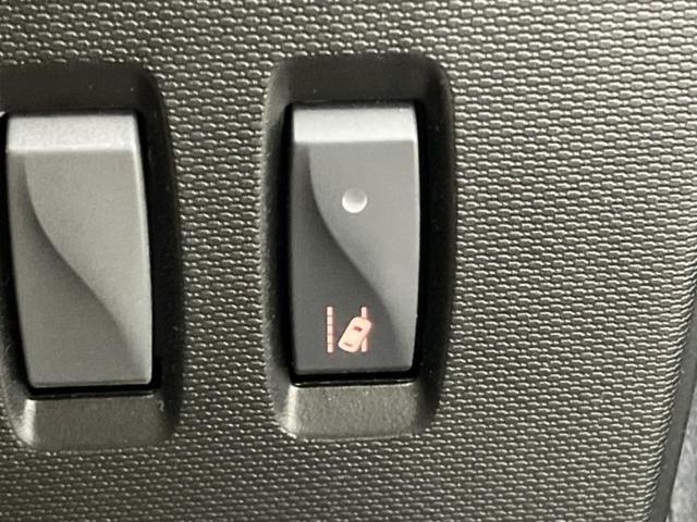 トゥインゴ インテンス　保証書／ディスプレイオーディオ／ヘッドランプ　ＬＥＤ／ＥＴＣ／ＥＢＤ付ＡＢＳ／横滑り防止装置／アイドリングストップ／エアバッグ　運転席／エアバッグ　助手席／エアバッグ　サイド／ＭＴモード付き　記録簿（25枚目）