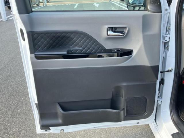 タント カスタムＲＳ　保証書／純正　９インチ　ＳＤナビ／スマートアシスト（トヨタ・ダイハツ）／両側電動スライドドア／シートヒーター　前席／パノラマモニター／車線逸脱防止支援システム／シート　ハーフレザー　全周囲カメラ（20枚目）