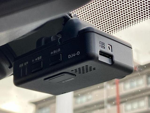 ノート ｅパワーニスモＳ　新品タイヤ／保証書／純正　ＳＤナビ／インテリジェントルームミラー／エマージェンシーブレーキ／アラウンドビューモニター／車線逸脱防止支援システム／ドライブレコーダー　純正／ヘッドランプ　ＬＥＤ　禁煙車（40枚目）