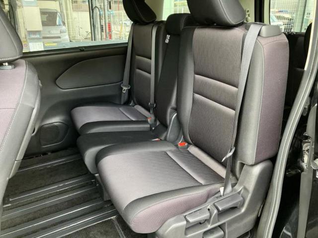 セレナ ハイウェイスターVセレクション 新品タイヤ/純正 9インチ メモリーナビ/エマージェンシーブレーキ/両側電動スライドドア/アラウンドビューモニター/車線逸脱防止支援システム/パーキングアシスト バックガイド 衝突被害軽減システム(8枚目)