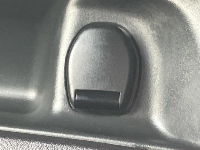 セレナ ハイウェイスターVセレクション 新品タイヤ/純正 9インチ メモリーナビ/エマージェンシーブレーキ/両側電動スライドドア/アラウンドビューモニター/車線逸脱防止支援システム/パーキングアシスト バックガイド 衝突被害軽減システム(40枚目)