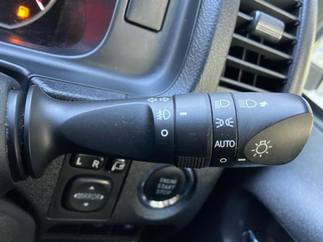 ハイエースバン ロングスーパーGLダークプライム 新品タイヤ/保証書/社外 SDナビ/フリップダウンモニター 社外 10.1インチ/両側電動スライドドア/ヘッドランプ LED/Bluetooth接続/ETC/ABS/フルセグTV/DVD 後席モニター(17枚目)