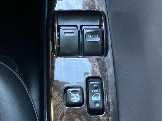 ハイエースバン ロングスーパーGLダークプライム 新品タイヤ/保証書/社外 SDナビ/フリップダウンモニター 社外 10.1インチ/両側電動スライドドア/ヘッドランプ LED/Bluetooth接続/ETC/ABS/フルセグTV/DVD 後席モニター(29枚目)