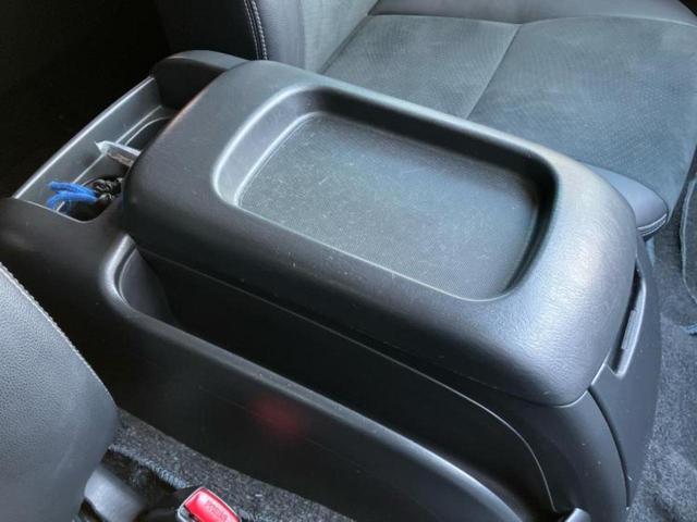 ハイエースバン ロングスーパーGLダークプライム 新品タイヤ/保証書/社外 SDナビ/フリップダウンモニター 社外 10.1インチ/両側電動スライドドア/ヘッドランプ LED/Bluetooth接続/ETC/ABS/フルセグTV/DVD 後席モニター(31枚目)