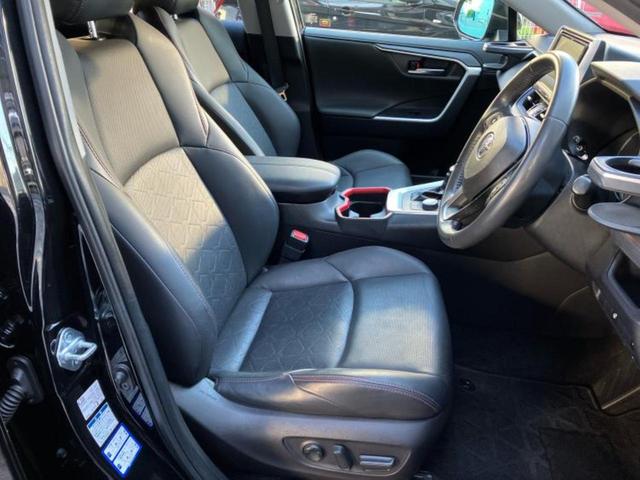 RAV4 4WDアドベンチャーオフロードパッケージ 新品タイヤ/保証書/社外 9インチ SDナビ/デジタルインナーミラー/トヨタセーフティセンス/シートヒーター 前席/車線逸脱防止支援システム/シート 合皮/ドライブレコーダー 純正 バックカメラ(4枚目)