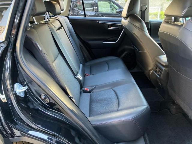 RAV4 4WDアドベンチャーオフロードパッケージ 新品タイヤ/保証書/社外 9インチ SDナビ/デジタルインナーミラー/トヨタセーフティセンス/シートヒーター 前席/車線逸脱防止支援システム/シート 合皮/ドライブレコーダー 純正 バックカメラ(5枚目)