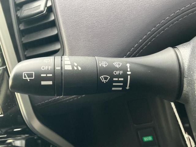 セレナ ハイウェイスターＶ　新品タイヤ／保証書／純正　１０インチ　ＳＤナビ／フリップダウンモニター／エマージェンシーブレーキ／両側電動スライドドア／車線逸脱防止支援システム／パーキングアシスト　バックガイド　衝突被害軽減システム（18枚目）