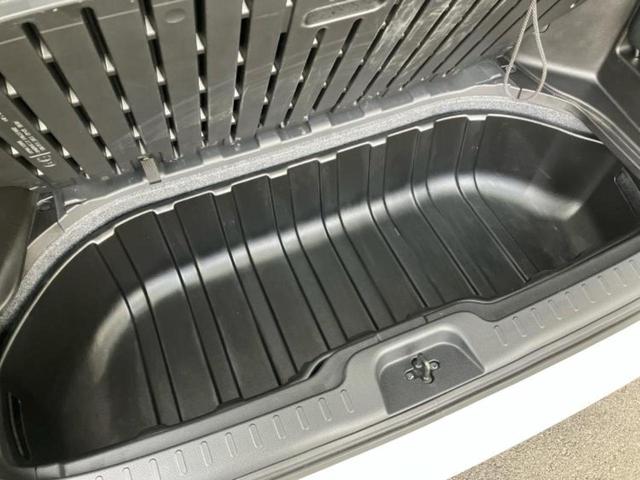 セレナ ハイウェイスターＶ　新品タイヤ／保証書／純正　１０インチ　ＳＤナビ／フリップダウンモニター／エマージェンシーブレーキ／両側電動スライドドア／車線逸脱防止支援システム／パーキングアシスト　バックガイド　衝突被害軽減システム（26枚目）