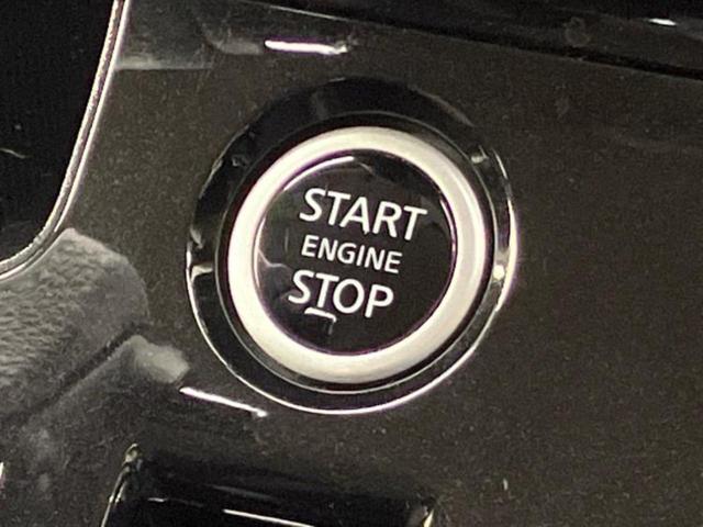 セレナ ハイウェイスターＶ　新品タイヤ／保証書／純正　１０インチ　ＳＤナビ／フリップダウンモニター／エマージェンシーブレーキ／両側電動スライドドア／車線逸脱防止支援システム／パーキングアシスト　バックガイド　衝突被害軽減システム（29枚目）