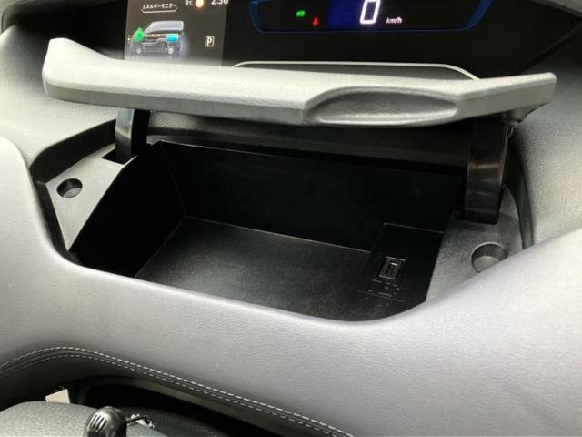 セレナ eパワーハイウェイスターV 保証書/純正 10インチ SDナビ/インテリジェントルームミラー/エマージェンシーブレーキ/両側電動スライドドア/アラウンドビューモニター/車線逸脱防止支援システム/ドライブレコーダー 社外 禁煙車(44枚目)