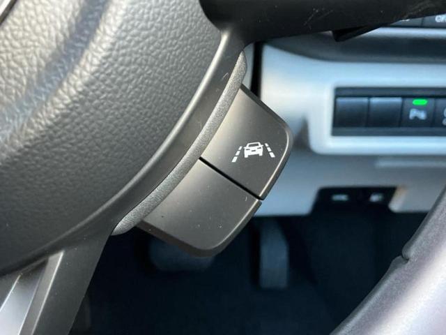 スイフト ハイブリッドＭＺ　ディスプレイオーディオ９インチ／セーフティサポート（スズキ）／シートヒーター　前席／車線逸脱防止支援システム／ヘッドランプ　ＬＥＤ／ＵＳＢジャック／Ｂｌｕｅｔｏｏｔｈ接続／ＥＢＤ付ＡＢＳ　盗難防止装置（30枚目）