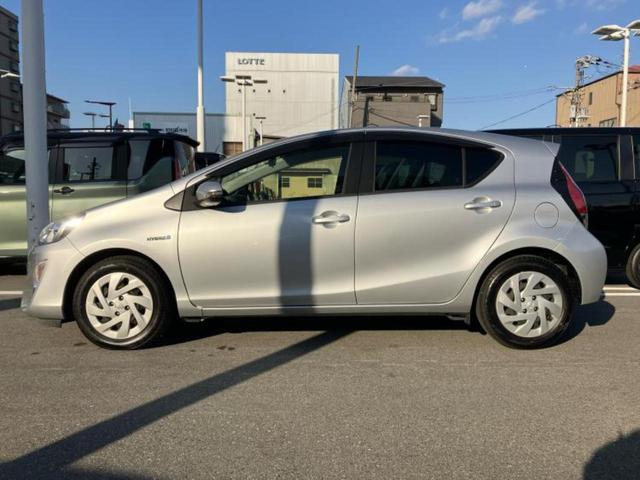 アクア Ｇ　保証書／純正　ＳＤナビ／衝突安全装置／車線逸脱防止支援システム／Ｂｌｕｅｔｏｏｔｈ接続／ＥＴＣ／ＥＢＤ付ＡＢＳ／横滑り防止装置／アイドリングストップ／クルーズコントロール／バックモニター／フルセグＴＶ（2枚目）