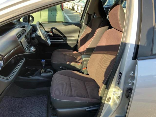 アクア Ｇ　保証書／純正　ＳＤナビ／衝突安全装置／車線逸脱防止支援システム／Ｂｌｕｅｔｏｏｔｈ接続／ＥＴＣ／ＥＢＤ付ＡＢＳ／横滑り防止装置／アイドリングストップ／クルーズコントロール／バックモニター／フルセグＴＶ（6枚目）