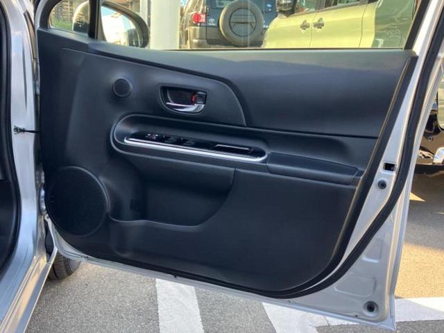 アクア Ｇ　保証書／純正　ＳＤナビ／衝突安全装置／車線逸脱防止支援システム／Ｂｌｕｅｔｏｏｔｈ接続／ＥＴＣ／ＥＢＤ付ＡＢＳ／横滑り防止装置／アイドリングストップ／クルーズコントロール／バックモニター／フルセグＴＶ（21枚目）