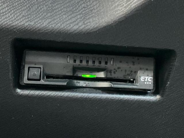 アクア Ｇ　保証書／純正　ＳＤナビ／衝突安全装置／車線逸脱防止支援システム／Ｂｌｕｅｔｏｏｔｈ接続／ＥＴＣ／ＥＢＤ付ＡＢＳ／横滑り防止装置／アイドリングストップ／クルーズコントロール／バックモニター／フルセグＴＶ（25枚目）