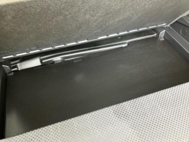 エクストレイル 20Xi 新品タイヤ/保証書/純正 9インチ SDナビ/インテリジェントルームミラー/エマージェンシーブレーキ/アラウンドビューモニター/車線逸脱防止支援システム/シート 合皮/プロパイロット/電動バックドア(24枚目)