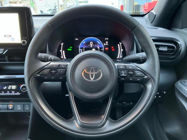 ヤリスクロス ハイブリッドＺ　ディスプレイオーディオ＋ナビ８インチ／トヨタセーフティセンス／シートヒーター　前席／パノラミックビューモニター／車線逸脱防止支援システム／ドライブレコーダー　社外／ヘッドランプ　ＬＥＤ　全周囲カメラ（15枚目）