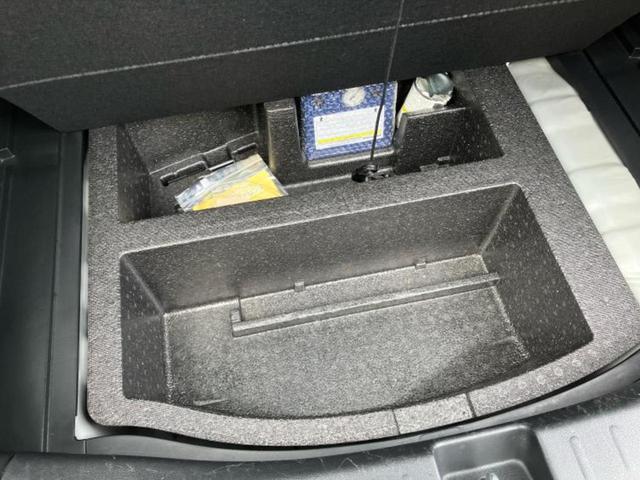 フィット １３Ｇ・スマートセレクション　新品タイヤ／純正　ＳＤナビ／ヘッドランプ　ＨＩＤ／ＥＴＣ／ＥＢＤ付ＡＢＳ／ワンセグＴＶ／ＤＶＤ／エアバッグ　運転席／エアバッグ　助手席／衝突安全ボディ／パワーウインドウ／キーレスエントリー　ＤＶＤ再生（24枚目）