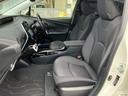 プリウス Ｓセーフティプラス　新品タイヤ／純正　メモリーナビ／トヨタセーフティセンス／車線逸脱防止支援システム／ドライブレコーダー　社外／ヘッドランプ　ＬＥＤ／Ｂｌｕｅｔｏｏｔｈ接続／ＥＴＣ／ＥＢＤ付ＡＢＳ／横滑り防止装置（6枚目）