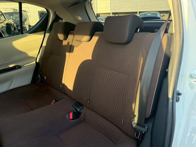 アクア Ｇ　ナビ　ＥＴＣ　キーレス　電動格納ミラー　アイドリングストップ　衝突安全ボディ　横滑り防止システム（50枚目）