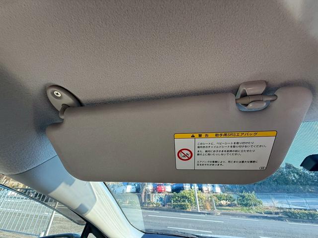 アクア Ｇ　ナビ　ＥＴＣ　キーレス　電動格納ミラー　アイドリングストップ　衝突安全ボディ　横滑り防止システム（63枚目）