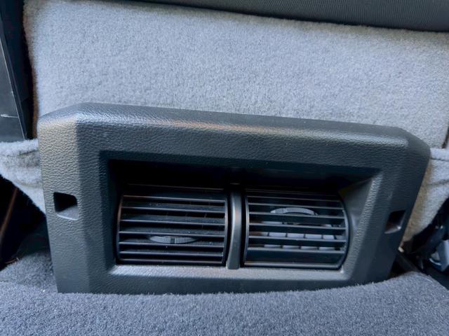 ダッジ・ラム 　４ＷＤ　積載３００ｋｇ　ナビ　サイドステップ　クルーズコントロール　オートライト　オートエアコン　ステアリングスイッチ　フロントフォグライト　トノカバー付き（54枚目）