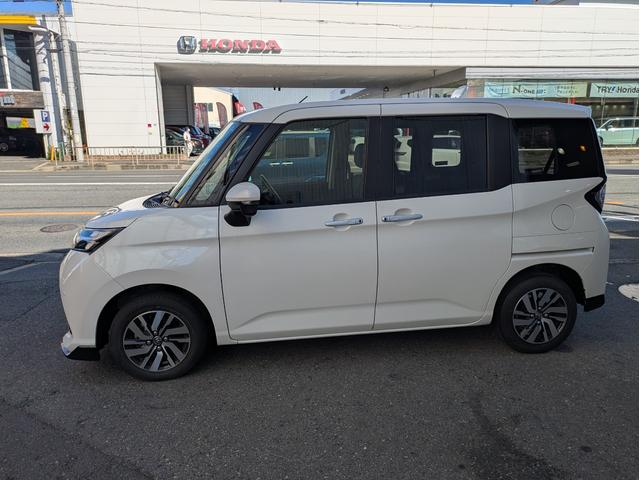 タンク カスタムＧ　両側パワースライド　純正ナビ　ＴＶ　Ｂカメラ　ＬＥＤヘッドライト　シートヒーター　クルコン（9枚目）