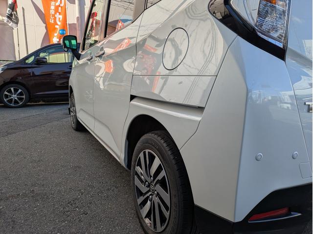 タンク カスタムＧ　両側パワースライド　純正ナビ　ＴＶ　Ｂカメラ　ＬＥＤヘッドライト　シートヒーター　クルコン（16枚目）