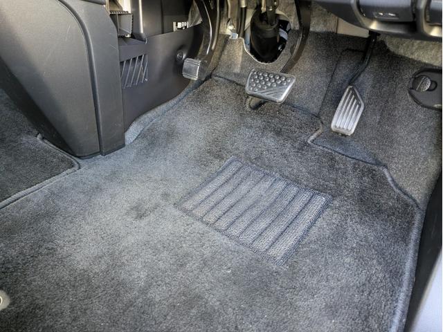 タンク カスタムＧ　両側パワースライド　純正ナビ　ＴＶ　Ｂカメラ　ＬＥＤヘッドライト　シートヒーター　クルコン（36枚目）