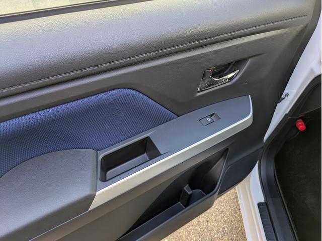 タンク カスタムＧ　両側パワースライド　純正ナビ　ＴＶ　Ｂカメラ　ＬＥＤヘッドライト　シートヒーター　クルコン（49枚目）