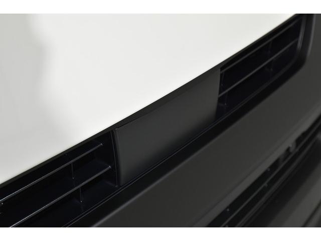 ハイエースバン ロングDX GLパッケージ LEDヘッドランプ/イージークローザー/SRSエアバック/自動防眩インナーミラー(バックカメラ内臓)/EC-17ブラックポリッシュ/ローダウン/バッドパネル/シートカバー/ベッドキット/(22枚目)