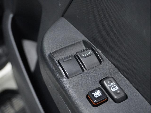 ハイエースバン ロングDX GLパッケージ LEDヘッドランプ/イージークローザー/SRSエアバック/自動防眩インナーミラー(バックカメラ内臓)/EC-17ブラックポリッシュ/ローダウン/バッドパネル/シートカバー/ベッドキット/(36枚目)