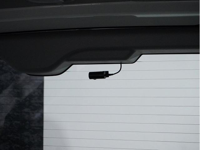 ハイエースバン ロングDX GLパッケージ LEDヘッドランプ/イージークローザー/SRSエアバック/自動防眩インナーミラー(バックカメラ内臓)/EC-17ブラックポリッシュ/ローダウン/バッドパネル/シートカバー/ベッドキット/(52枚目)