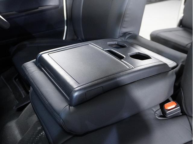 ハイエースバン ロングDX GLパッケージ LEDヘッドランプ/イージークローザー/SRSエアバック/自動防眩インナーミラー(バックカメラ内臓)/EC-17ブラックポリッシュ/ローダウン/バッドパネル/シートカバー/ベッドキット/(56枚目)