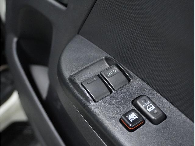 TOYOTA HIACE VAN LONG DX